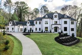 How to Find the Best Luxury Home Builder for Your Dream House